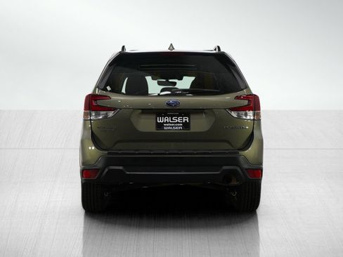 Used 2021 Subaru Forester Premium w/ Popular Package #1 image 4