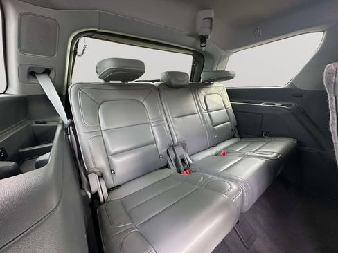 Used 2019 Lincoln Navigator Reserve w/ Cargo Package image 38