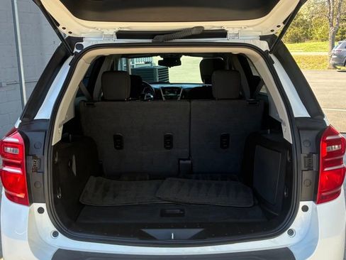 Used 2017 Chevrolet Equinox LT AWD/4WD image 35