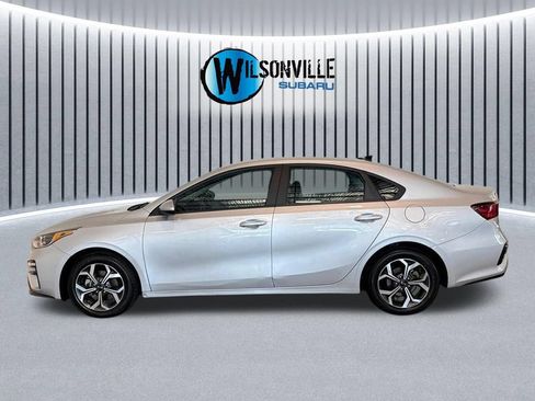 Used 2021 Kia Forte LXS FWD image 16