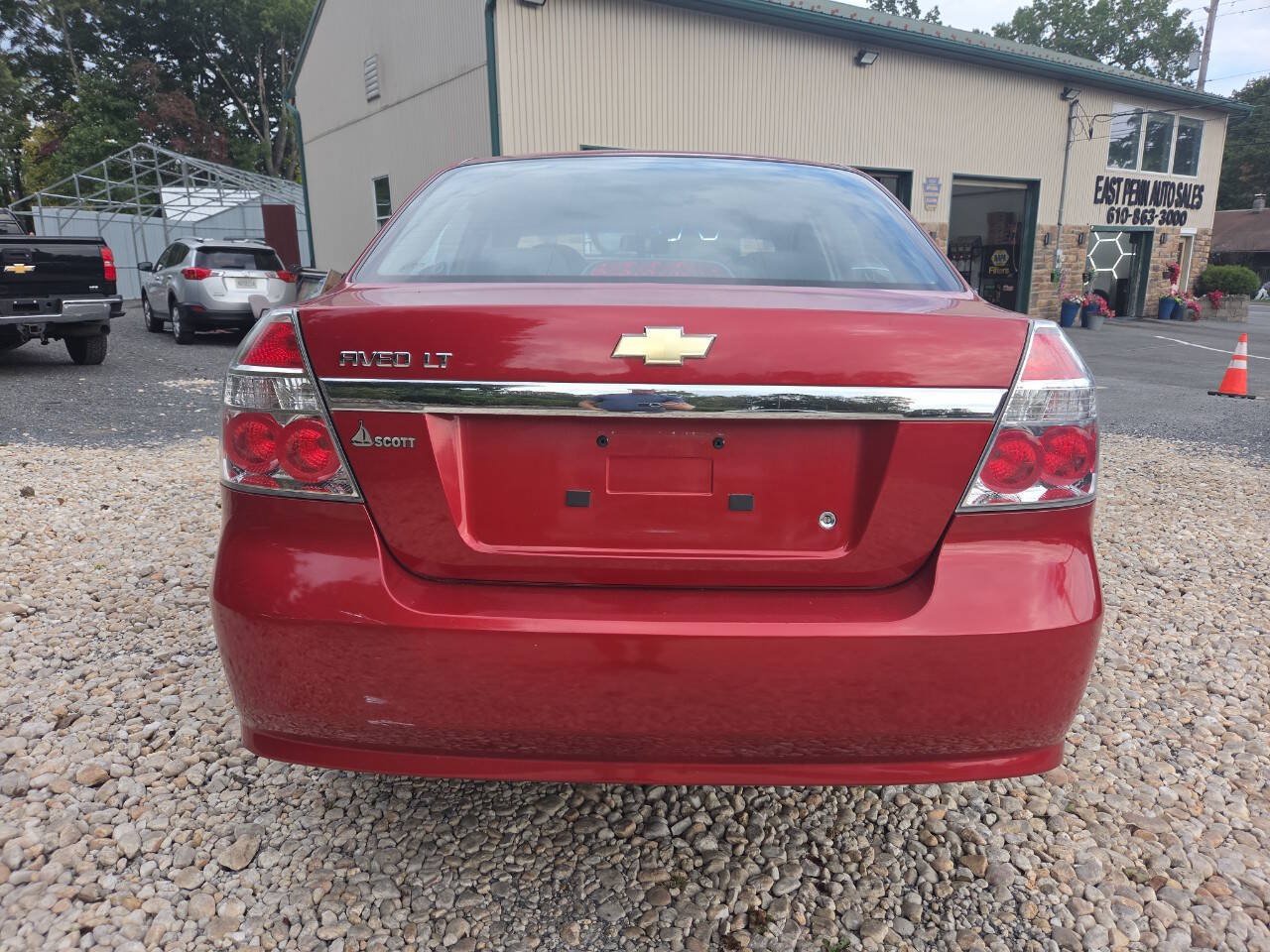 Used 2007 Chevrolet Aveo LT FWD image 6