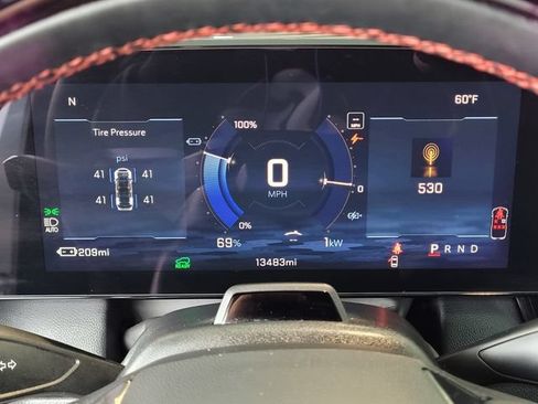 Used 2024 Chevrolet Equinox EV RS w/ Active Safety Package 3 AWD/4WD image 22