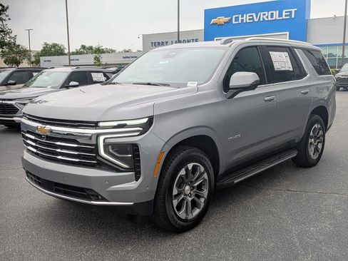 New 2026 Chevrolet Tahoe LT w/ Comfort Package AWD/4WD image 3