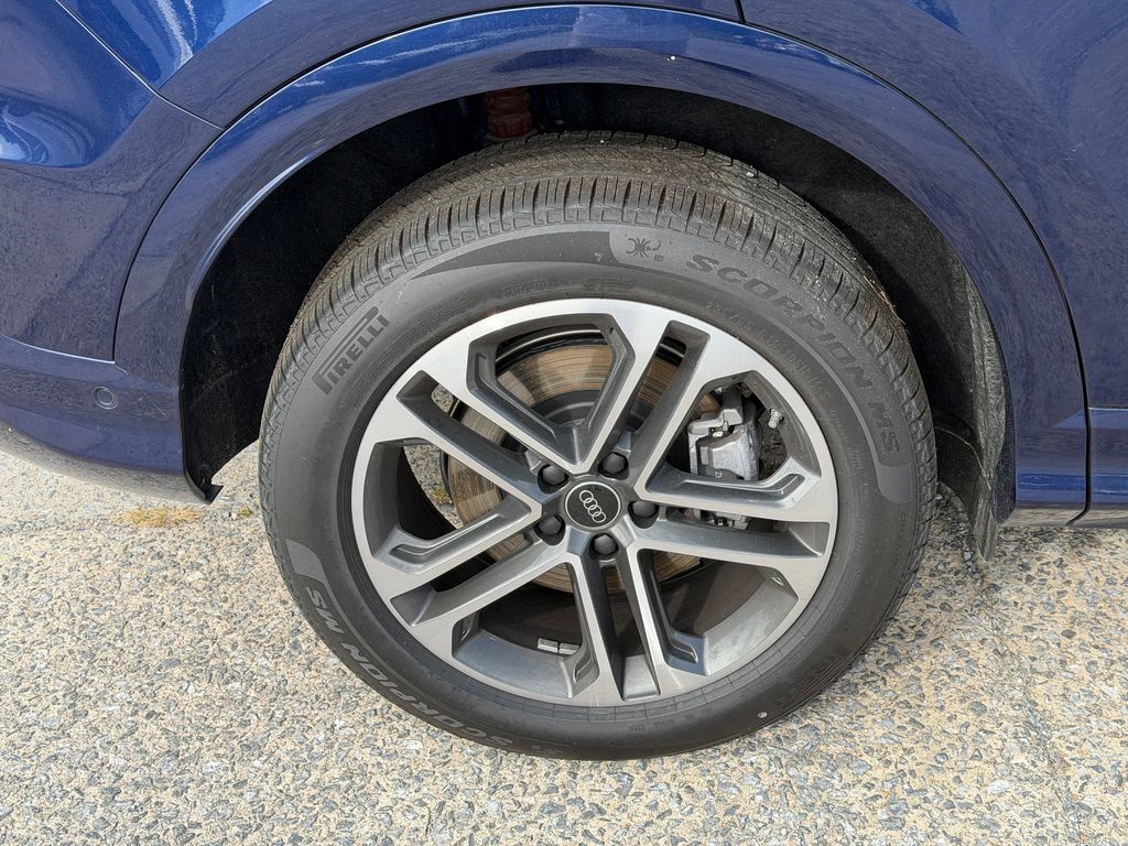 New 2026 Audi Q5 Premium AWD/4WD image 6
