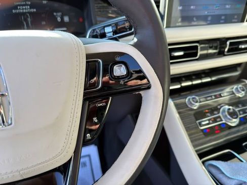 Used 2024 Lincoln Aviator Black Label w/ Jet Package image 44