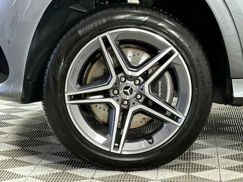 Certified 2025 Mercedes-Benz GLS 450 4MATIC image 33