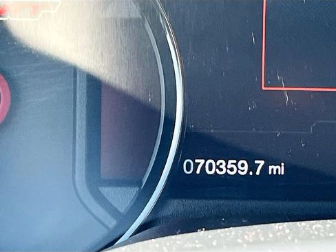 Used 2018 Ford F150 Lariat w/ Equipment Group 502A Luxury image 12