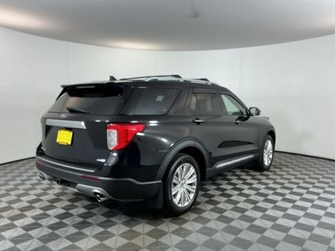 Used 2022 Ford Explorer Limited AWD/4WD image 5