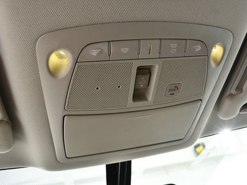 Used 2019 Nissan Pathfinder Platinum AWD/4WD image 37