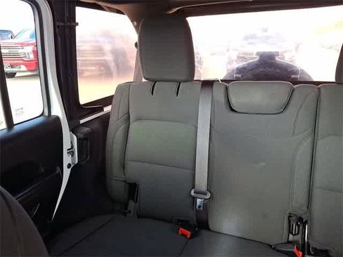 Used 2020 Jeep Wrangler Unlimited Sport image 13