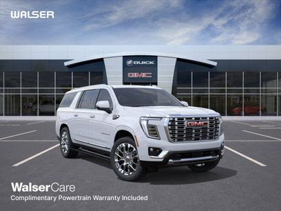 New 2026 GMC Yukon XL Denali w/ Sun & Power Step Package