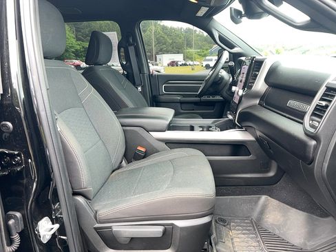 Used 2025 RAM 3500 Big Horn AWD/4WD image 25