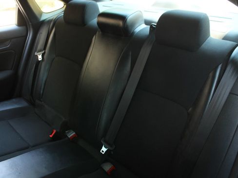 Used 2022 Honda Civic Sport image 18