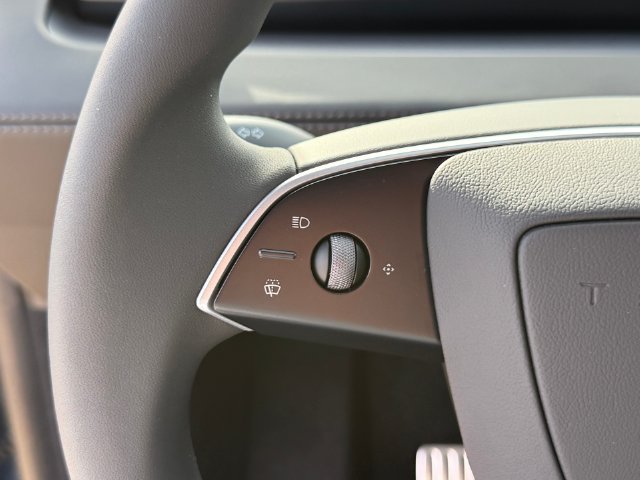 Used 2026 Tesla Model Y Performance AWD/4WD image 17