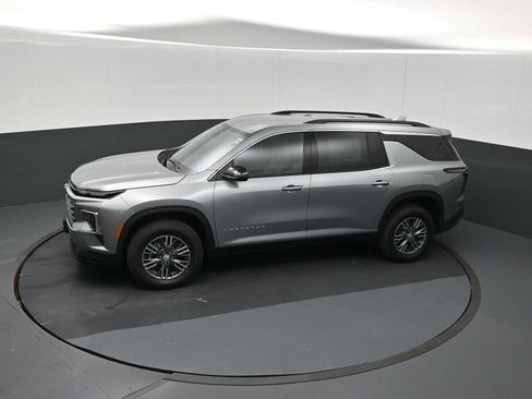 New 2026 Chevrolet Traverse LT AWD/4WD image 13