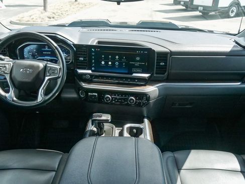Used 2023 Chevrolet Silverado 1500 LT Trail Boss w/ Convenience Package II AWD/4WD image 11