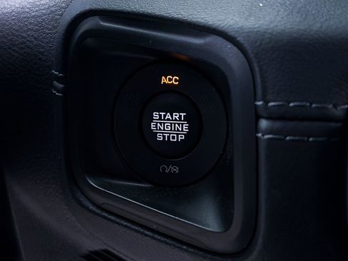 Used 2024 Jeep Wrangler Unlimited Sahara w/ Safety Group image 30