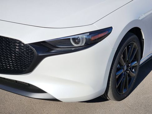 New 2026 MAZDA MAZDA3 2.5 S Hatchback w/ Premium Pkg FWD image 10