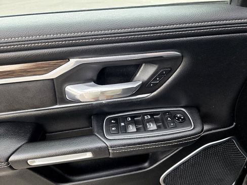 Used 2020 RAM 1500 Laramie image 13