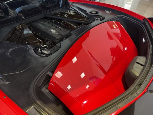 Used 2020 Chevrolet Corvette Stingray Premium Cpe w/ 3LT Preferred Equipment Group image 22