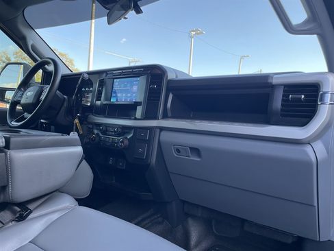 Used 2023 Ford F250 XL image 15