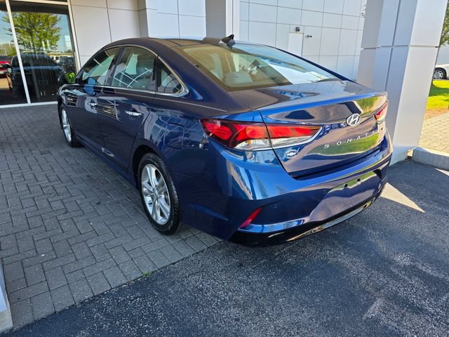 Used 2019 Hyundai Sonata Limited w/ Ultimate Package 04 FWD image 2