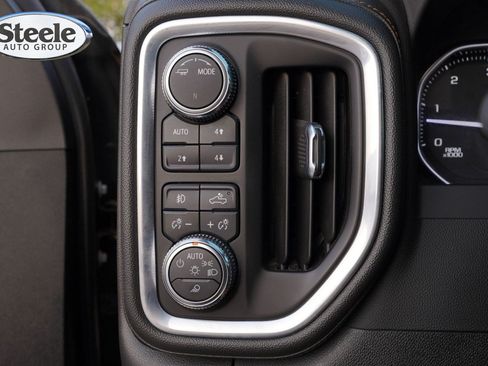 Certified 2023 GMC Sierra 3500 AT4 w/ AT4 Preferred Package AWD/4WD image 16