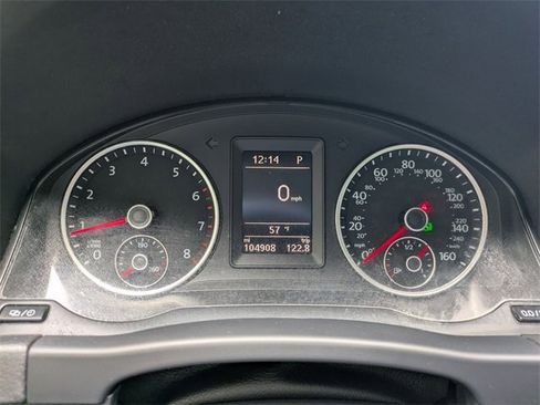 Used 2018 Volkswagen Tiguan Limited w/ Premium Package image 10