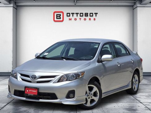 Used 2013 Toyota Corolla S FWD image 1