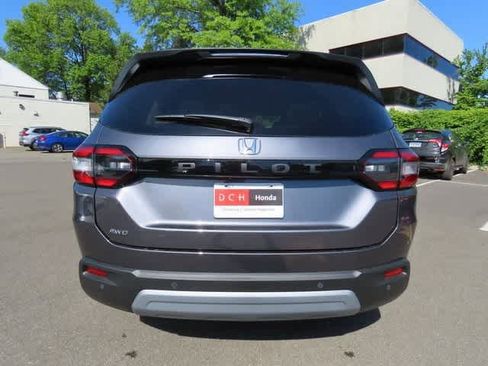 New 2025 Honda Pilot EX-L image 5