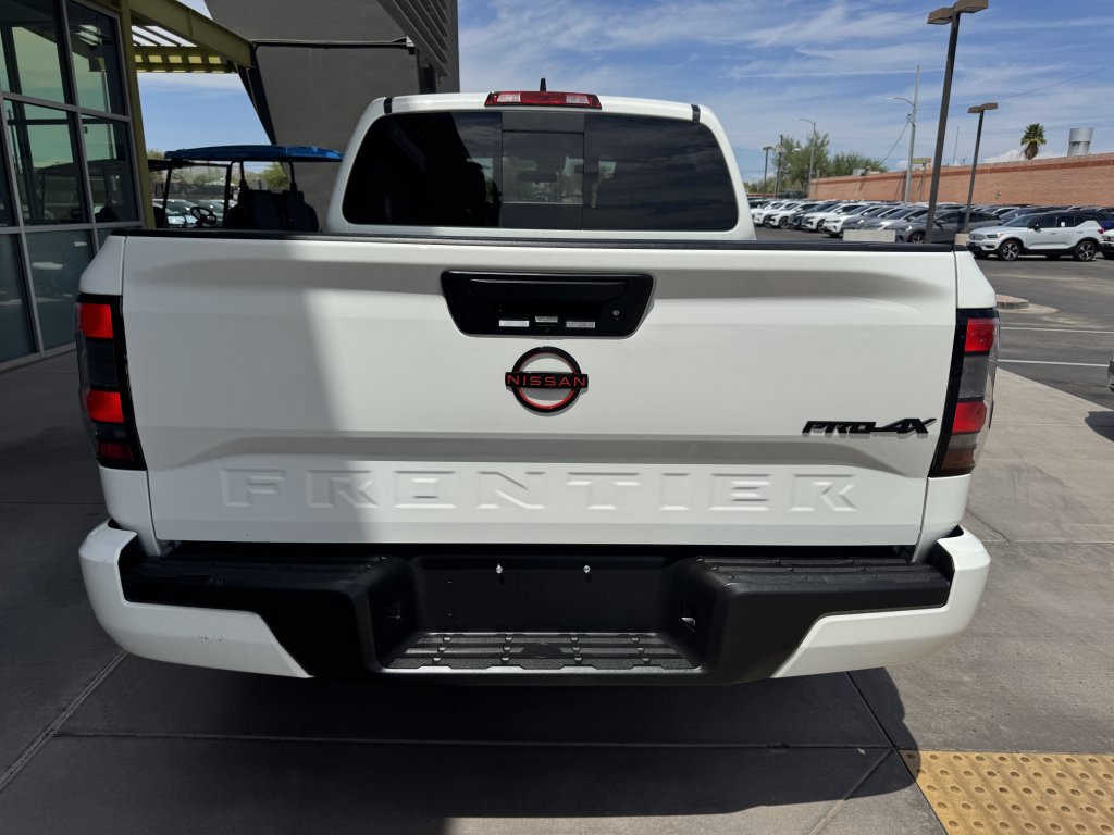Used 2024 Nissan Frontier PRO-4X w/ Off-Road Protection Package AWD/4WD image 13