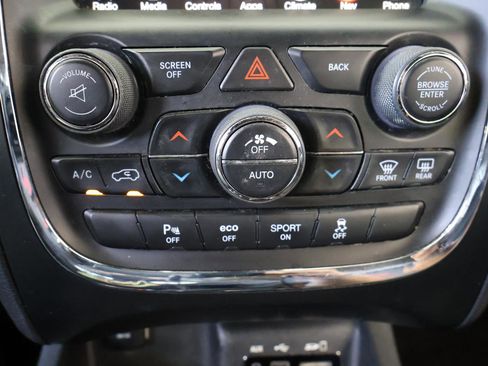 Used 2017 Dodge Durango R/T w/ Blacktop Package RWD image 52