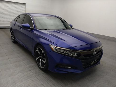 Used 2018 Honda Accord Sport image 13