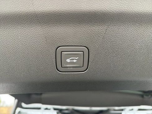 New 2026 Cadillac Escalade ESV Luxury image 43