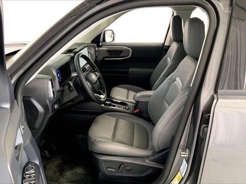 Used 2025 Ford Bronco Sport Badlands image 15