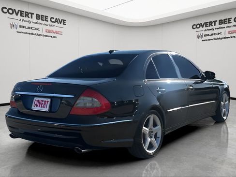 Used 2009 Mercedes-Benz E 350 Sedan image 9