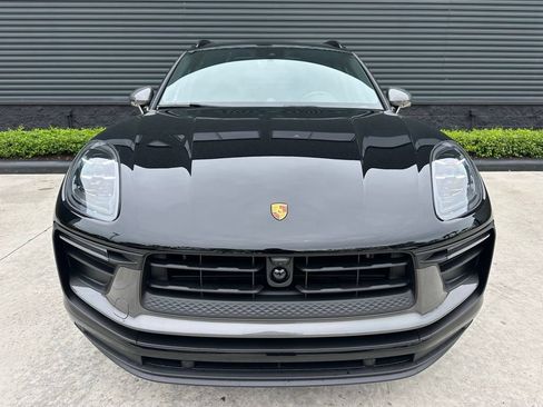 Used 2026 Porsche Macan Turbo AWD/4WD image 8
