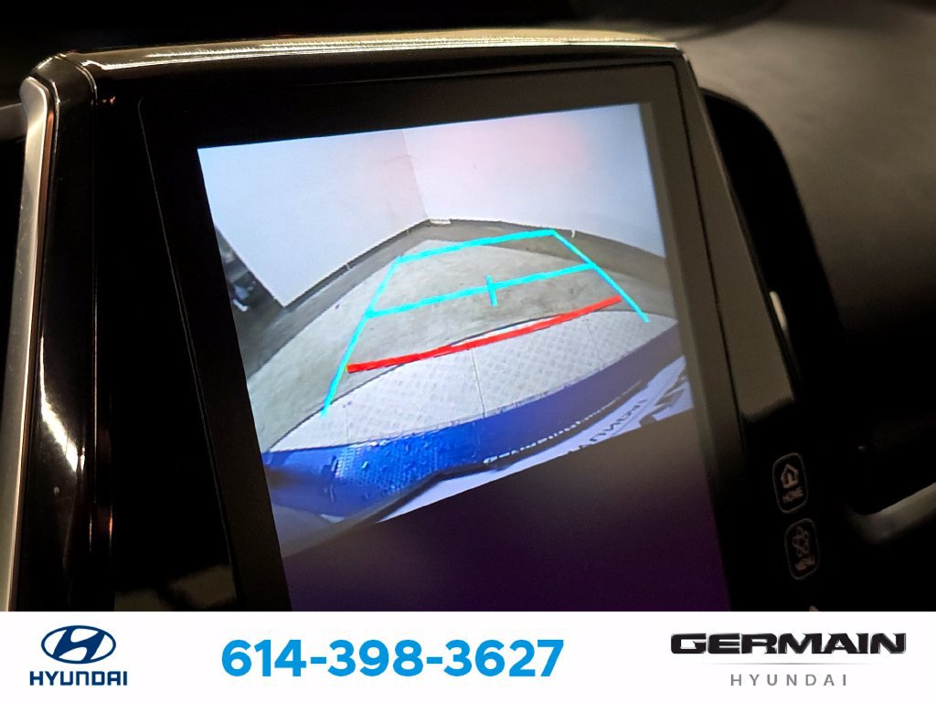 Used 2022 Toyota Prius Prime XLE FWD image 31