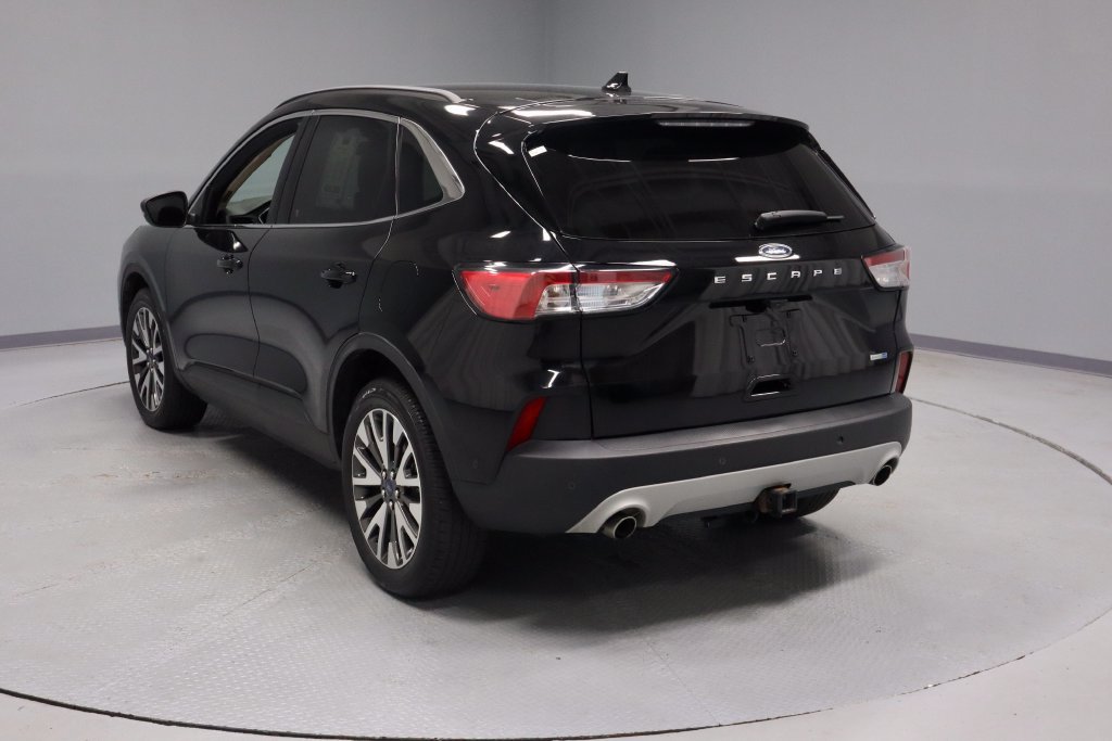 Certified 2020 Ford Escape Titanium AWD/4WD image 9