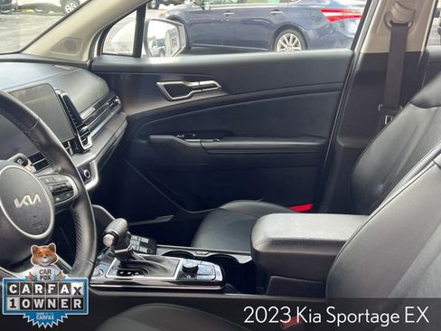 Used 2023 Kia Sportage EX image 22