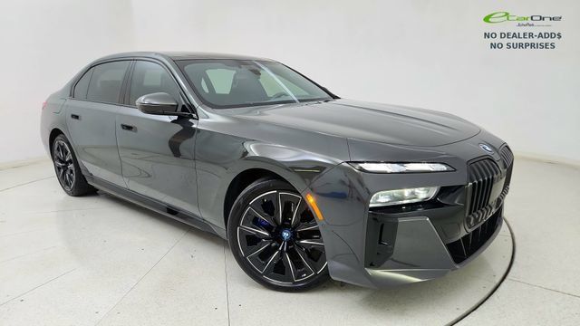 Used 2023 BMW i7 xDrive60 AWD/4WD image 1