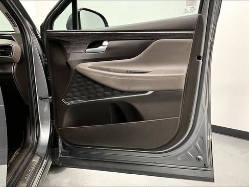 Used 2019 Hyundai Santa Fe FWD image 23
