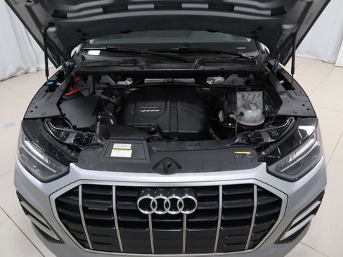 Used 2021 Audi Q5 2.0T Premium w/ Convenience Package AWD/4WD image 10