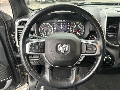 Used 2022 RAM 1500 Big Horn AWD/4WD image 15