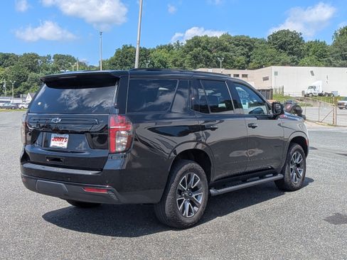Certified 2023 Chevrolet Tahoe Z71 w/ Luxury Package AWD/4WD image 9