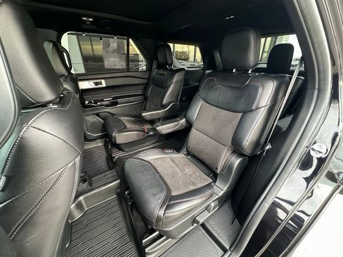 Used 2023 Ford Explorer ST w/ Equipment Group 401A image 23