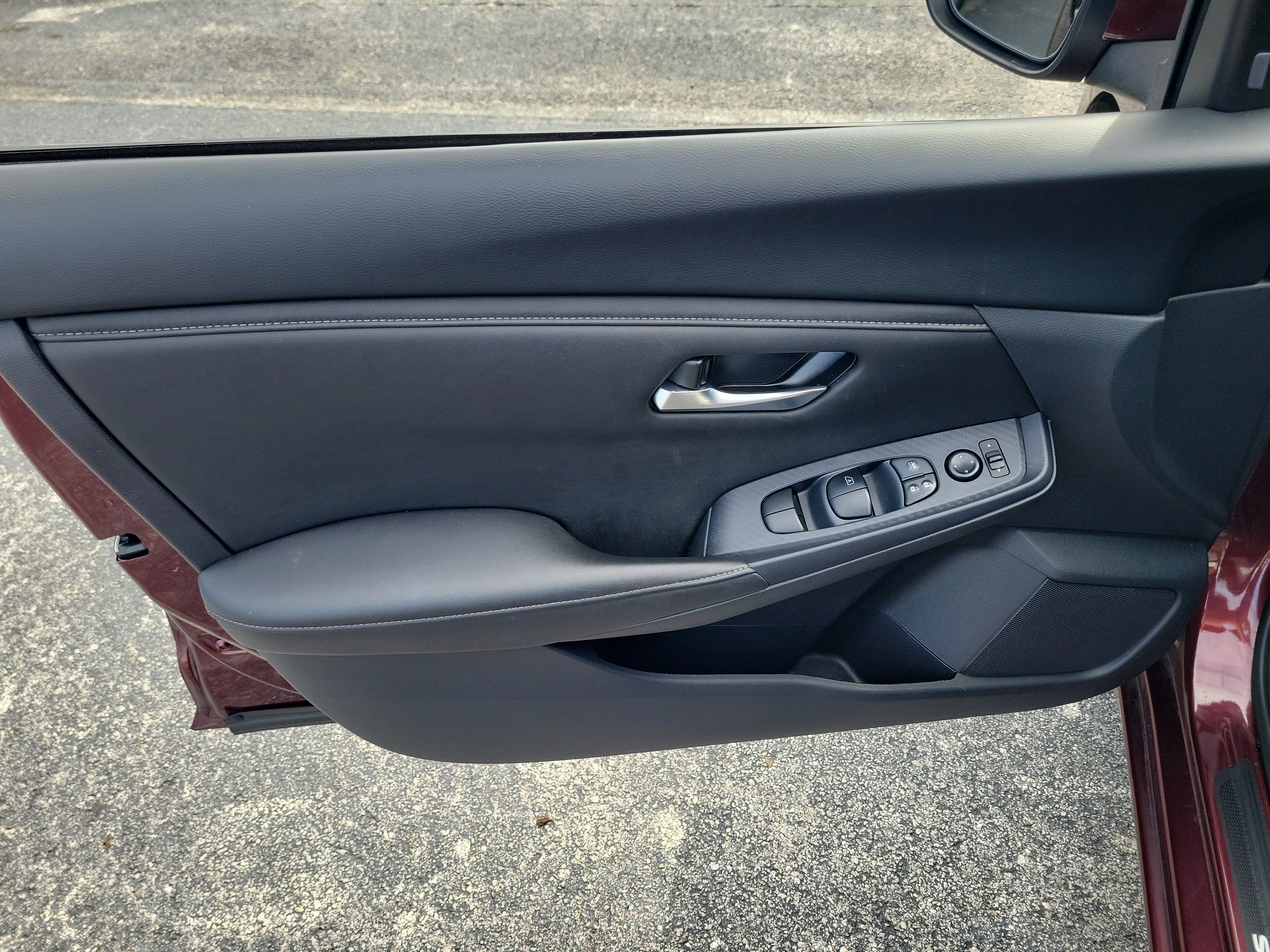 Certified 2024 Nissan Sentra SV w/ All-Weather Package FWD image 9