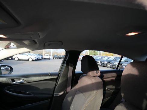 Used 2017 Chevrolet Cruze LS image 11