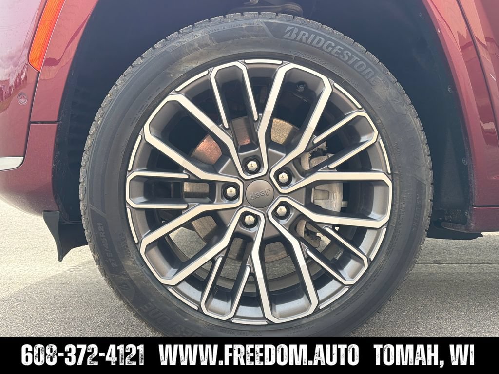 Used 2023 Jeep Grand Cherokee L Summit AWD/4WD image 27