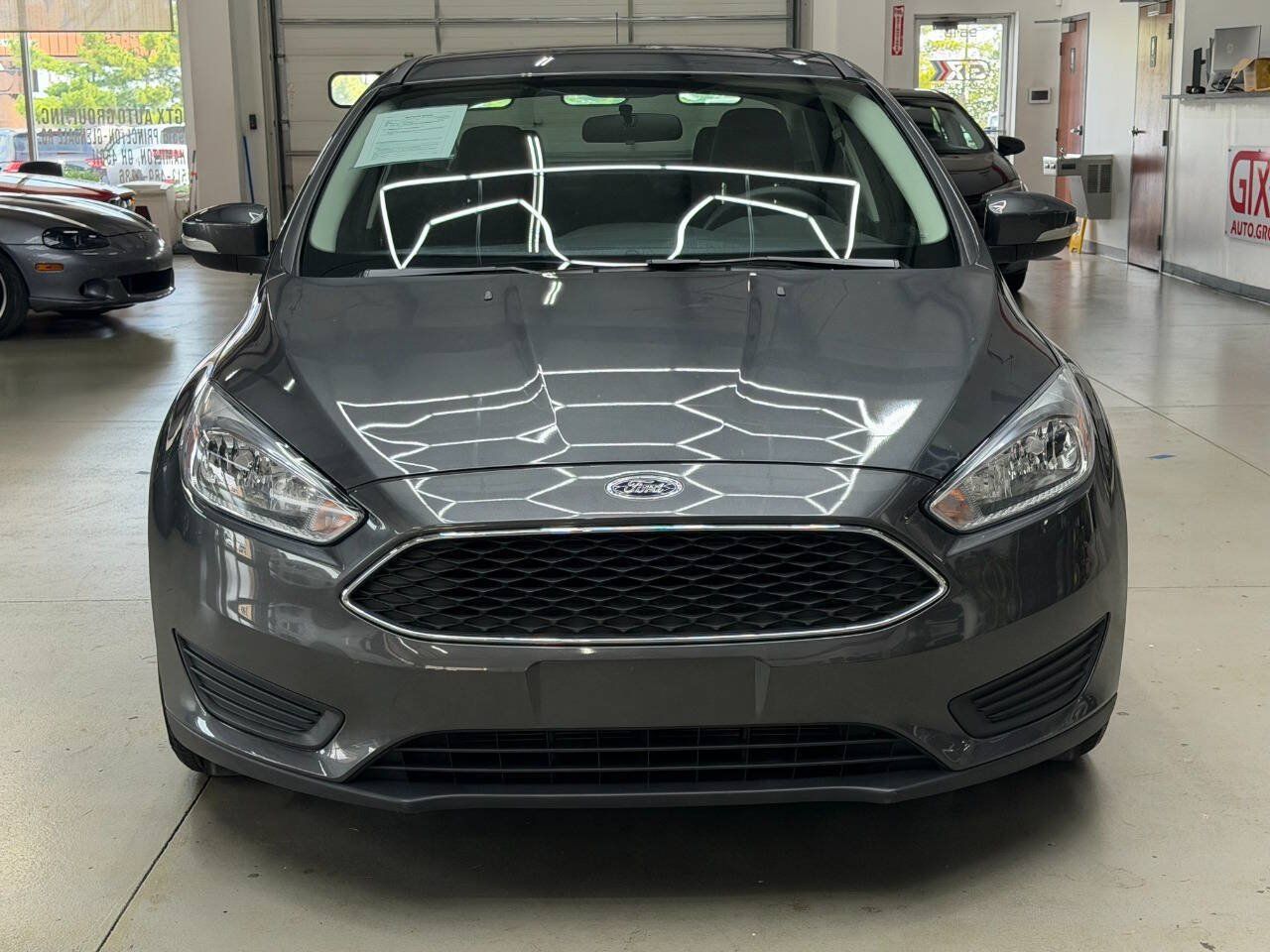 Used 2017 Ford Focus SE FWD image 6